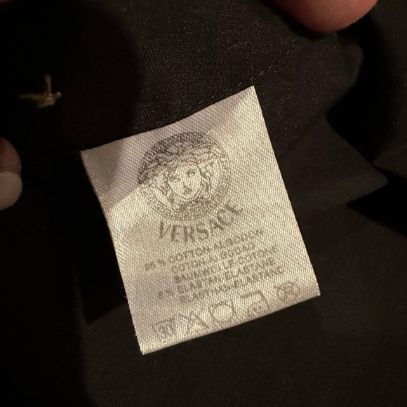 Versace Men’s Black Button-Down Shirt Gold Medusa Greek Key Logo Size XL Luxury - Picture 5 of 11